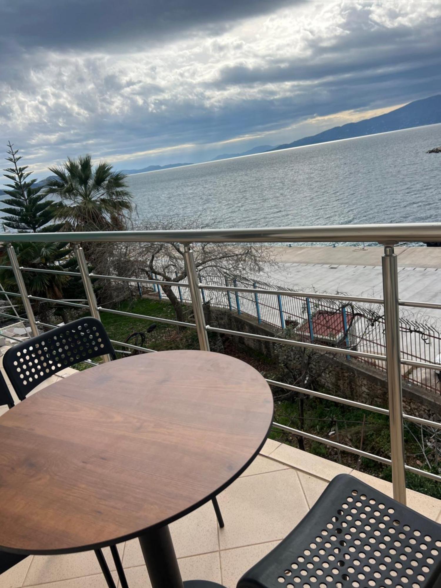 Majki Beach Apartments Sarande Exterior photo