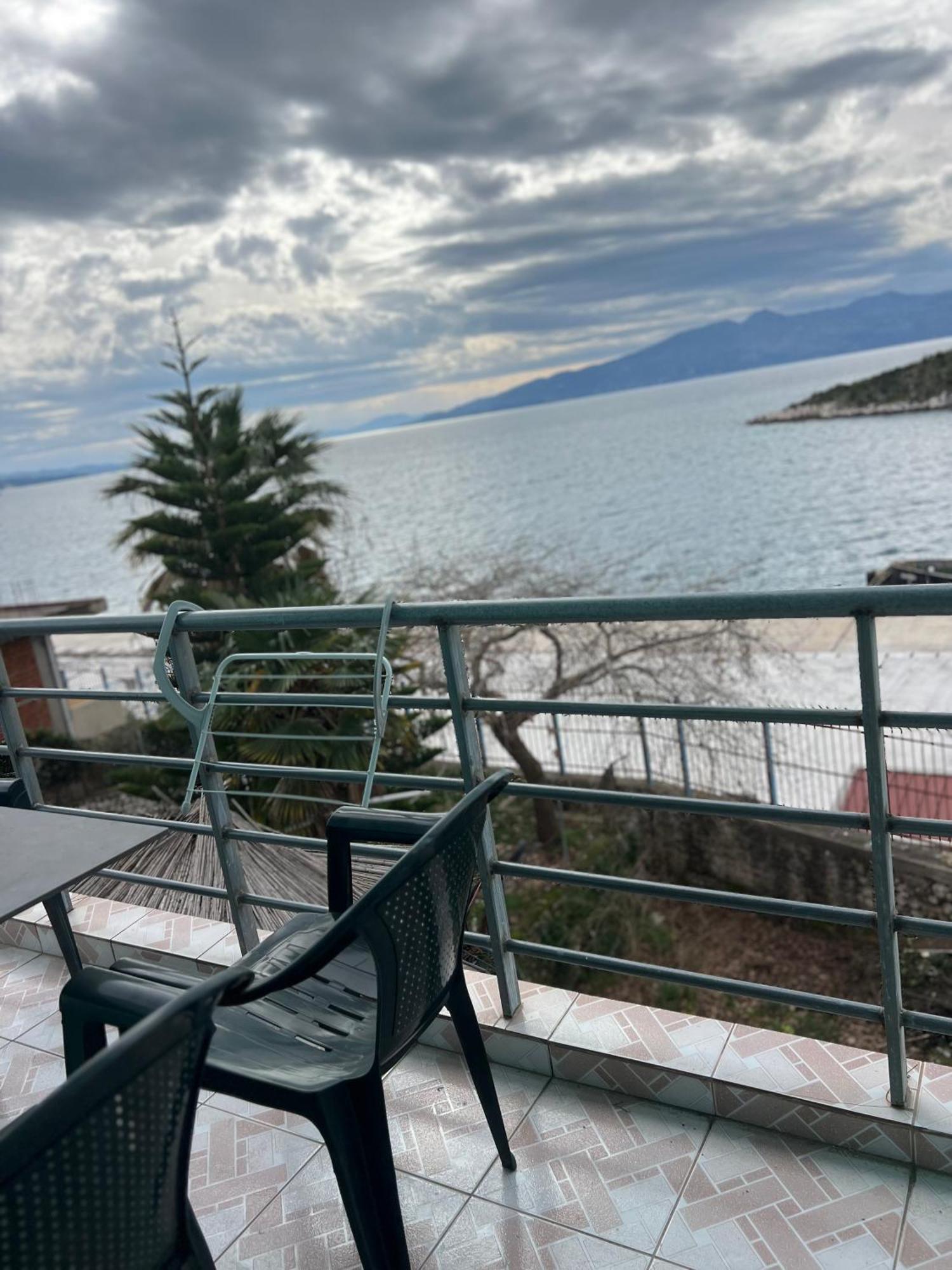 Majki Beach Apartments Sarande Exterior photo