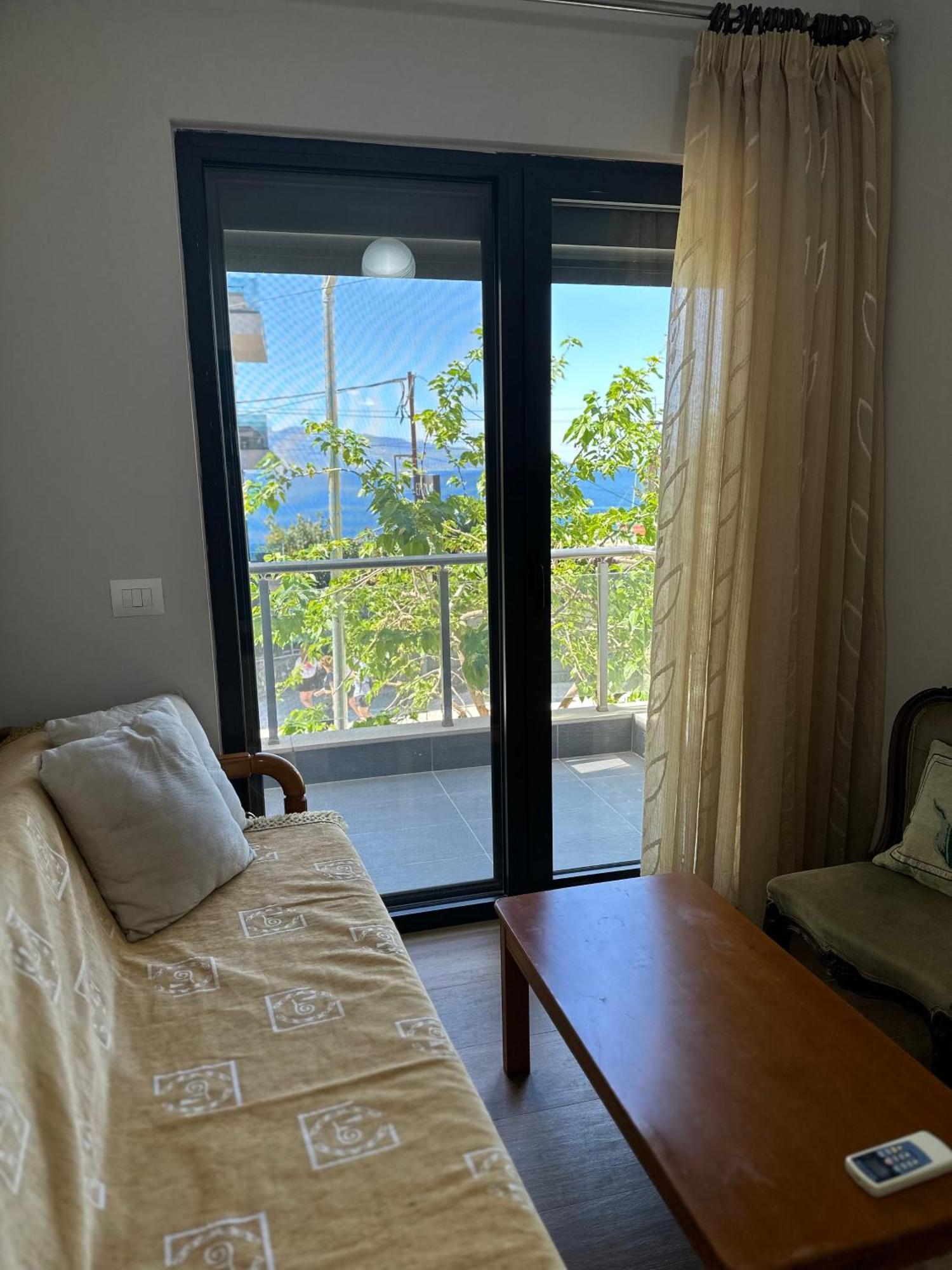 Majki Beach Apartments Sarande Exterior photo